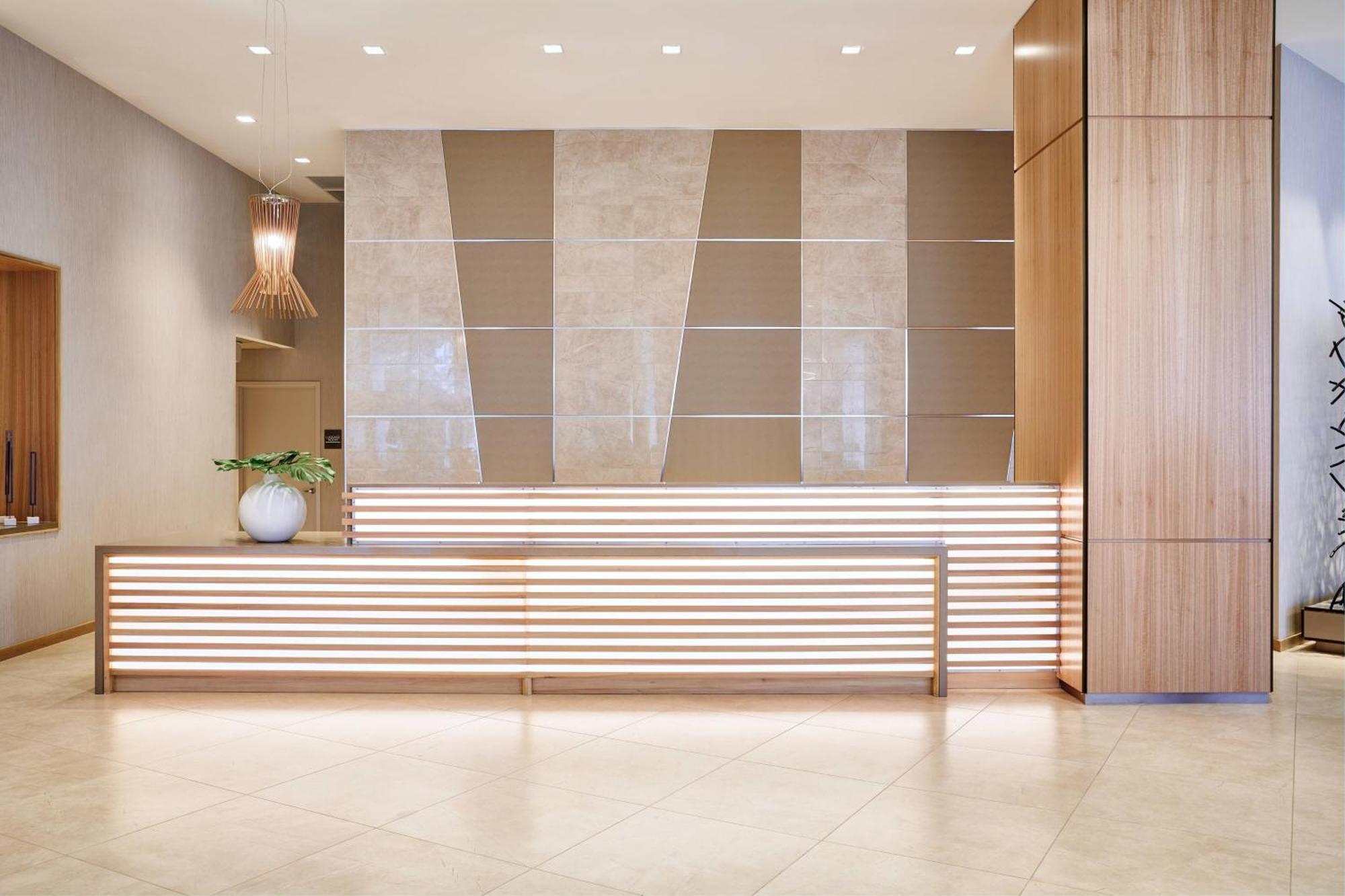 Ac Hotel By Marriott Miami Авентура Экстерьер фото